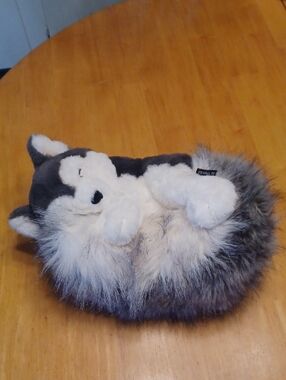 FOA Schwarz Plush Husky Dog Plush Gray & White Faux Fur